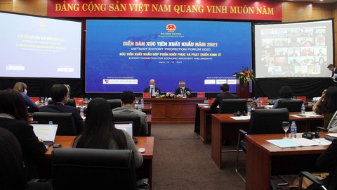 Xuất khẩu năm 2021 có thể đạt 330 tỉ USD, vẫn tăng bất chấp dịch COVID-19 - Ảnh 1. Xuất khẩu năm 2021 có thể đạt 330 tỉ USD, vẫn tăng bất chấp dịch COVID-19 - Ảnh 1.