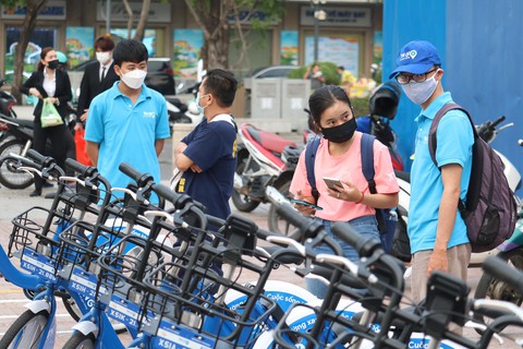 TP.HCM chính thức khai trương xe đạp công cộng đầu tiên cả nước - Ảnh 3. TP.HCM chính thức khai trương xe đạp công cộng đầu tiên cả nước - Ảnh 3.