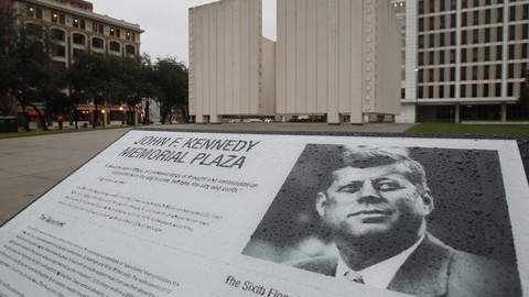 Mỹ công bố tài liệu mật về vụ ám sát cố tổng thống John F. Kennedy - Ảnh 1. Mỹ công bố tài liệu mật về vụ ám sát cố tổng thống John F. Kennedy - Ảnh 1.