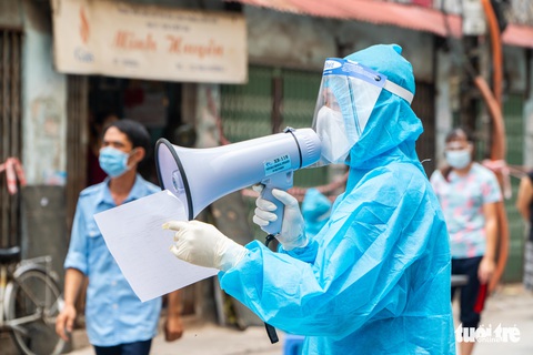 Lo nguồn lây từ Hà Nội, Ninh Bình xét nghiệm sàng lọc để cách ly người về từ thủ đô - Ảnh 1. Lo nguồn lây từ Hà Nội, Ninh Bình xét nghiệm sàng lọc để cách ly người về từ thủ đô - Ảnh 1.