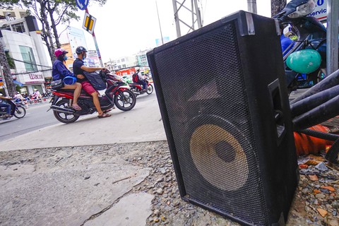 Diễn đàn Môi trường nơi tôi sống: Ồn thế này chỉ còn nước phải bán nhà! - Ảnh 1. Diễn đàn Môi trường nơi tôi sống: Ồn thế này chỉ còn nước phải bán nhà! - Ảnh 1.