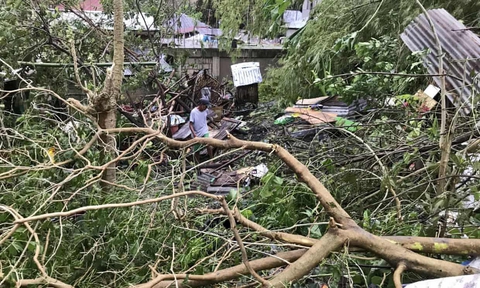Ít nhất 21 người thiệt mạng vì bão Rai ở Philippines - Ảnh 1. Ít nhất 21 người thiệt mạng vì bão Rai ở Philippines - Ảnh 1.