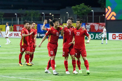 Không thể giành ngôi nhất bảng, Việt Nam gặp Thái Lan ở bán kết AFF Cup 2020 - Ảnh 1. Không thể giành ngôi nhất bảng, Việt Nam gặp Thái Lan ở bán kết AFF Cup 2020 - Ảnh 1.