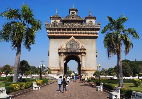 Lào mở cửa cho 17 nước, gồm Việt Nam, từ đầu năm 2022 - Ảnh 1. Lào mở cửa cho 17 nước, gồm Việt Nam, từ đầu năm 2022 - Ảnh 1.