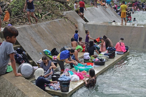 Hơn 100 người Philippines thiệt mạng do bão Rai - Ảnh 2. Hơn 100 người Philippines thiệt mạng do bão Rai - Ảnh 2.