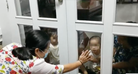 Chúng tôi không dám về với gia đình, không dám ăn bữa cơm thân mật - Ảnh 2. Chúng tôi không dám về với gia đình, không dám ăn bữa cơm thân mật - Ảnh 2.