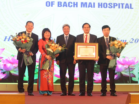 110 năm thành lập Bệnh viện Bạch Mai: Từ Nhà thương Cống Vọng đến bệnh viện lớn nhất miền Bắc - Ảnh 2. 110 năm thành lập Bệnh viện Bạch Mai: Từ Nhà thương Cống Vọng đến bệnh viện lớn nhất miền Bắc - Ảnh 2.