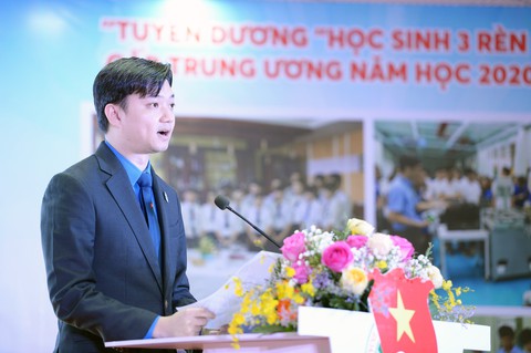 455 học sinh nhận danh hiệu Học sinh 3 tốt toàn quốc - Ảnh 2. 455 học sinh nhận danh hiệu Học sinh 3 tốt toàn quốc - Ảnh 2.