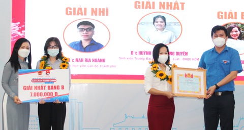 Giải pháp y tế thông minh chiến thắng hội thi cải cách hành chính - Ảnh 4. Giải pháp y tế thông minh chiến thắng hội thi cải cách hành chính - Ảnh 4.