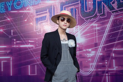 Tranh cãi việc nhóm BTS hoãn nhập ngũ; Sơn Tùng M-TP được nghe nhiều nhất năm trên Spotify - Ảnh 6. Tranh cãi việc nhóm BTS hoãn nhập ngũ; Sơn Tùng M-TP được nghe nhiều nhất năm trên Spotify - Ảnh 6.