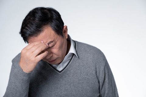 Nguy cơ đột quỵ mùa lạnh đối với người mỡ máu cao sau tuổi 50 - Ảnh 2. Nguy cơ đột quỵ mùa lạnh đối với người mỡ máu cao sau tuổi 50 - Ảnh 2.