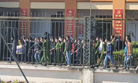 Vì sao phó công an và phó viện kiểm sát huyện Vũ Thư bị bắt? - Ảnh 1. Vì sao phó công an và phó viện kiểm sát huyện Vũ Thư bị bắt? - Ảnh 1.
