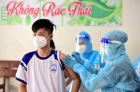 Tin sáng 25-2: Số ca COVID-19 mỗi ngày đang lập đỉnh, các tỉnh thành đối phó như thế nào? - Ảnh 4. Tin sáng 25-2: Số ca COVID-19 mỗi ngày đang lập đỉnh, các tỉnh thành đối phó như thế nào? - Ảnh 4.