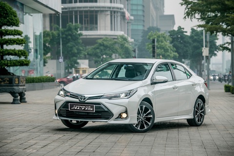 Rước Corolla Altis đón Tết, nhận ngay lì xì 85 triệu đồng - Ảnh 1. Rước Corolla Altis đón Tết, nhận ngay lì xì 85 triệu đồng - Ảnh 1.