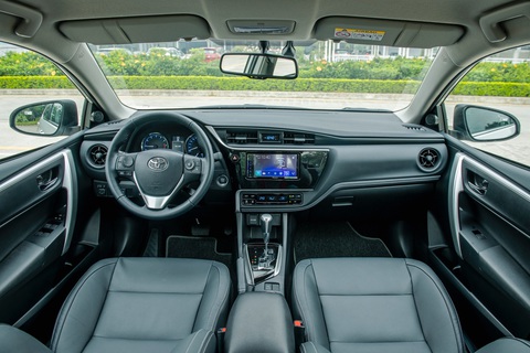 Rước Corolla Altis đón Tết, nhận ngay lì xì 85 triệu đồng - Ảnh 3. Rước Corolla Altis đón Tết, nhận ngay lì xì 85 triệu đồng - Ảnh 3.