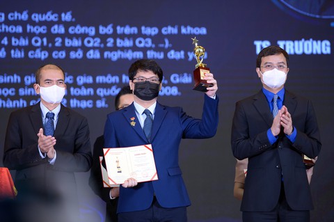 10 tài năng trẻ nhận giải thưởng Quả cầu vàng 2021 - Ảnh 1. 10 tài năng trẻ nhận giải thưởng Quả cầu vàng 2021 - Ảnh 1.