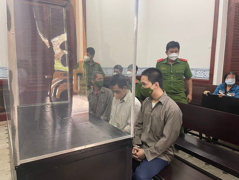 Con lãnh án tử, cha 15 năm tù vì mua bán ma túy - Ảnh 1. Con lãnh án tử, cha 15 năm tù vì mua bán ma túy - Ảnh 1.