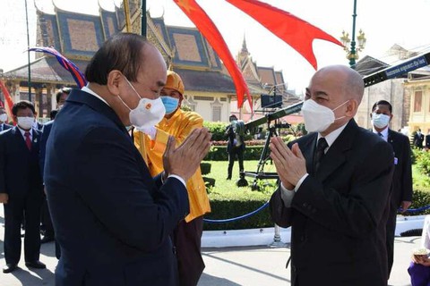 Chủ tịch nước hội kiến Quốc vương Campuchia Norodom Sihamoni - Ảnh 3. Chủ tịch nước hội kiến Quốc vương Campuchia Norodom Sihamoni - Ảnh 3.