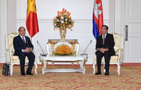 Chủ tịch nước hội kiến Thủ tướng Hun Sen: Đẩy mạnh kết nối hai nền kinh tế - Ảnh 1. Chủ tịch nước hội kiến Thủ tướng Hun Sen: Đẩy mạnh kết nối hai nền kinh tế - Ảnh 1.
