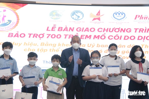 Hội Doanh nhân trẻ Việt Nam nhận đỡ đầu, hỗ trợ 682 trẻ mồ côi - Ảnh 7. Hội Doanh nhân trẻ Việt Nam nhận đỡ đầu, hỗ trợ 682 trẻ mồ côi - Ảnh 7.