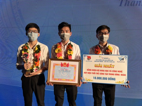 Ứng dụng giải phẫu học, sinh viên sáng tạo robot chuyển động như người thật - Ảnh 3.