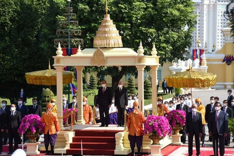Chủ tịch nước hội kiến Quốc vương Campuchia Norodom Sihamoni - Ảnh 1. Chủ tịch nước hội kiến Quốc vương Campuchia Norodom Sihamoni - Ảnh 1.
