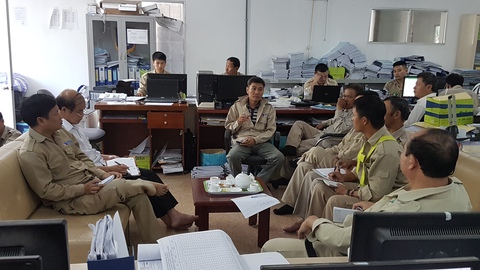Hầm Hải Vân - chuyện chưa kể đào con hầm dài nhất VN - Kỳ 2: Người chấm hoa hậu trong hầm tối - Ảnh 1. Hầm Hải Vân - chuyện chưa kể đào con hầm dài nhất VN - Kỳ 2: Người chấm hoa hậu trong hầm tối - Ảnh 1.