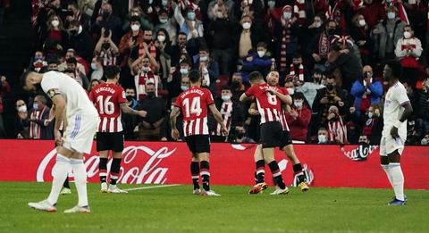 Hạ Athletic Bilbao, Real Madrid cho Atletico, Barca ngửi khói - Ảnh 3. Hạ Athletic Bilbao, Real Madrid cho Atletico, Barca ngửi khói - Ảnh 3.