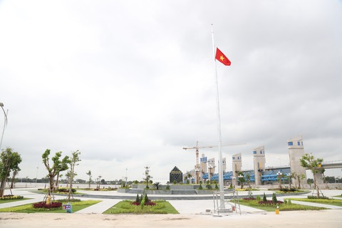 Ngắm siêu cống lớn nhất Việt Nam vừa đưa vào vận hành - Ảnh 18. Ngắm siêu cống lớn nhất Việt Nam vừa đưa vào vận hành - Ảnh 18.
