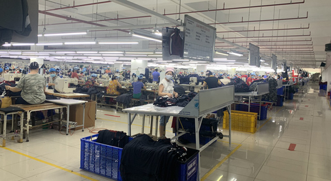 Dệt may Việt Nam chiếm thị phần chỉ sau Trung Quốc, Vinatex lợi nhuận kỷ lục - Ảnh 1. Dệt may Việt Nam chiếm thị phần chỉ sau Trung Quốc, Vinatex lợi nhuận kỷ lục - Ảnh 1.