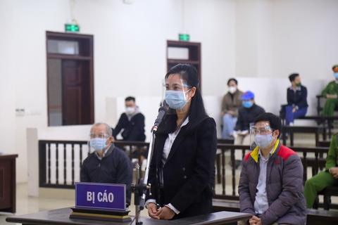 Cựu hiệu trưởng ĐH Đông Đô: Nếu không cấp bằng giả sẽ bị đuổi việc - Ảnh 2. Cựu hiệu trưởng ĐH Đông Đô: Nếu không cấp bằng giả sẽ bị đuổi việc - Ảnh 2.