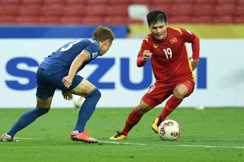 Quang Hải vắng mặt ở lễ trao giải Quả bóng vàng Việt Nam 2021 - Ảnh 1. Quang Hải vắng mặt ở lễ trao giải Quả bóng vàng Việt Nam 2021 - Ảnh 1.