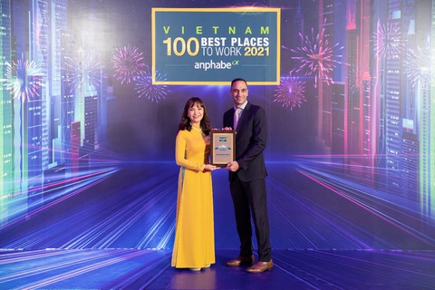 Pfizer Việt Nam được vinh danh 100 nơi làm việc tốt nhất Việt Nam - Ảnh 1. Pfizer Việt Nam được vinh danh 100 nơi làm việc tốt nhất Việt Nam - Ảnh 1.