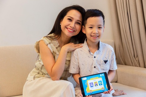 Giáo viên ngoại quốc ‘gieo ước mơ’ học ngoại ngữ trên đất Việt - Ảnh 3. Giáo viên ngoại quốc ‘gieo ước mơ’ học ngoại ngữ trên đất Việt - Ảnh 3.