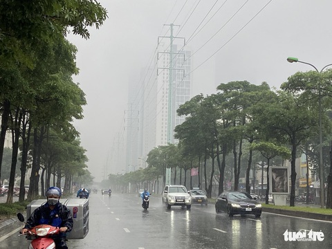 Miền Bắc mưa rét dịp Giáng sinh, vùng núi cao có tuyết - Ảnh 1. Miền Bắc mưa rét dịp Giáng sinh, vùng núi cao có tuyết - Ảnh 1.