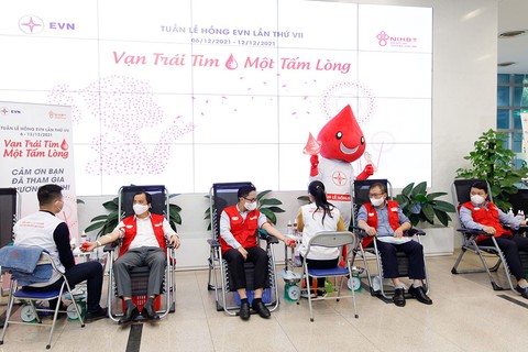 EVNSPC tổ chức Tháng tri ân khách hàng 2021 - Ảnh 1. EVNSPC tổ chức Tháng tri ân khách hàng 2021 - Ảnh 1.