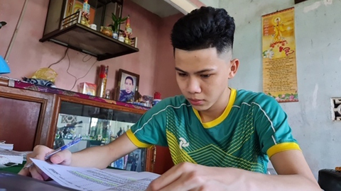 Đứa con thông minh của một người điên - Ảnh 3. Đứa con thông minh của một người điên - Ảnh 3.