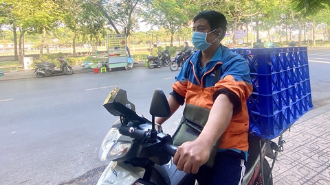 Vắt sức làm thêm hai, ba việc - Ảnh 1. Vắt sức làm thêm hai, ba việc - Ảnh 1.
