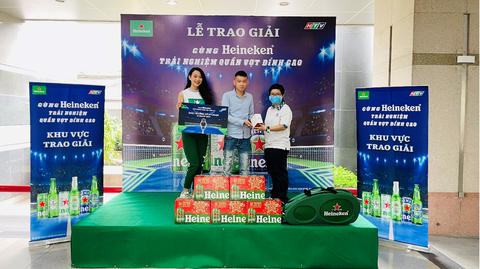 91 người Việt trúng lớn cùng Heinenken khi Alexander Zverev vô địch ATP Finals 2021 - Ảnh 4. 91 người Việt trúng lớn cùng Heinenken khi Alexander Zverev vô địch ATP Finals 2021 - Ảnh 4.