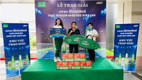 91 người Việt trúng lớn cùng Heinenken khi Alexander Zverev vô địch ATP Finals 2021 - Ảnh 2. 91 người Việt trúng lớn cùng Heinenken khi Alexander Zverev vô địch ATP Finals 2021 - Ảnh 2.