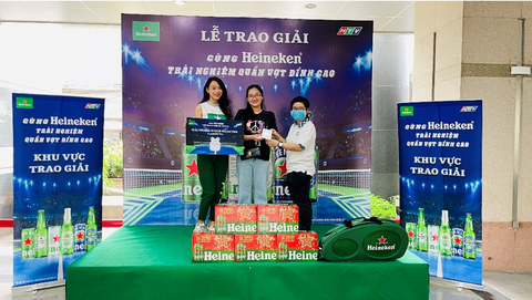 91 người Việt trúng lớn cùng Heinenken khi Alexander Zverev vô địch ATP Finals 2021 - Ảnh 5. 91 người Việt trúng lớn cùng Heinenken khi Alexander Zverev vô địch ATP Finals 2021 - Ảnh 5.