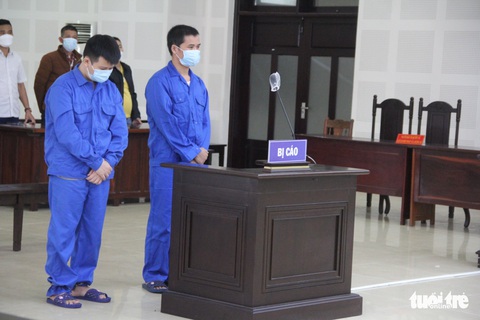 Thuê ôtô rồi cầm cố chiếm đoạt tiền, lãnh 13 năm tù - Ảnh 1. Thuê ôtô rồi cầm cố chiếm đoạt tiền, lãnh 13 năm tù - Ảnh 1.