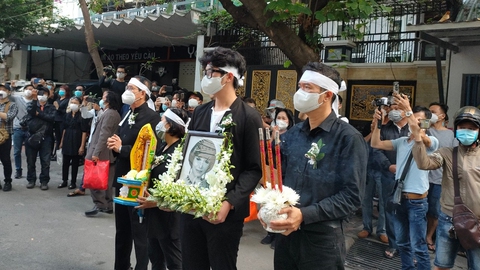 Yêu đời, yêu người như Thanh Kim Huệ - Ảnh 5. Yêu đời, yêu người như Thanh Kim Huệ - Ảnh 5.