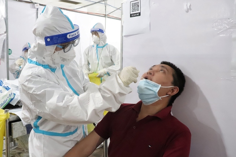 Bộ Y tế hướng dẫn dùng kết quả xét nghiệm nhanh xác định người nhiễm và khỏi bệnh - Ảnh 1. Bộ Y tế hướng dẫn dùng kết quả xét nghiệm nhanh xác định người nhiễm và khỏi bệnh - Ảnh 1.