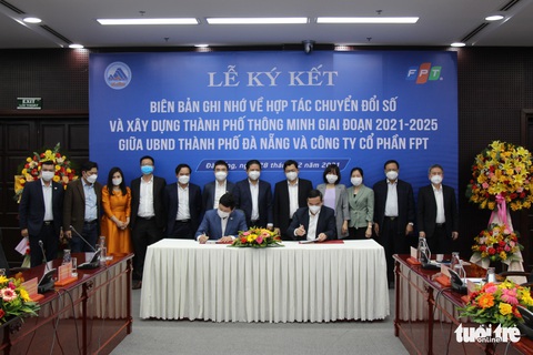 FPT đồng hành với Đà Nẵng xây dựng thành phố thông minh - Ảnh 1. FPT đồng hành với Đà Nẵng xây dựng thành phố thông minh - Ảnh 1.
