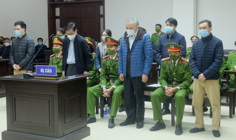 Ông Nguyễn Đức Chung quên mật khẩu mở khóa vật chứng quan trọng - Ảnh 1. Ông Nguyễn Đức Chung quên mật khẩu mở khóa vật chứng quan trọng - Ảnh 1.