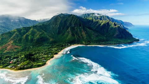Mark Zuckerberg bị chỉ trích xâm chiếm Hawaii khi mua gần 600ha đất - Ảnh 1. Mark Zuckerberg bị chỉ trích xâm chiếm Hawaii khi mua gần 600ha đất - Ảnh 1.
