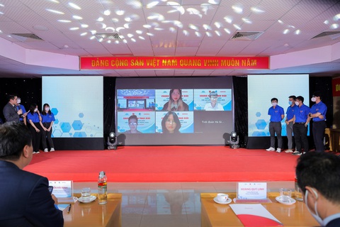 Vòng chung kết và lễ trao giải cuộc thi Thanh niên với Văn hóa giao thông - Ảnh 1. Vòng chung kết và lễ trao giải cuộc thi Thanh niên với Văn hóa giao thông - Ảnh 1.