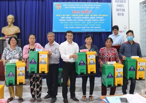 Diễn đàn Môi trường nơi tôi sống: Lan tỏa thông điệp sống xanh - Ảnh 1. Diễn đàn Môi trường nơi tôi sống: Lan tỏa thông điệp sống xanh - Ảnh 1.