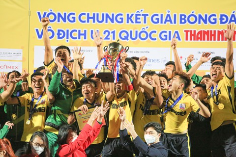 Học viện Nutifood JMG vô địch Giải U21 quốc gia 2021 - Ảnh 1. Học viện Nutifood JMG vô địch Giải U21 quốc gia 2021 - Ảnh 1.